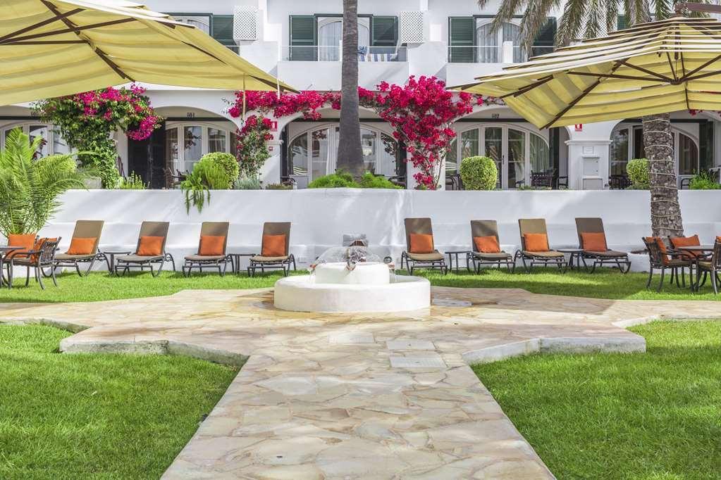 White Sands Beach Club Arenal d'en Castell Restaurant photo