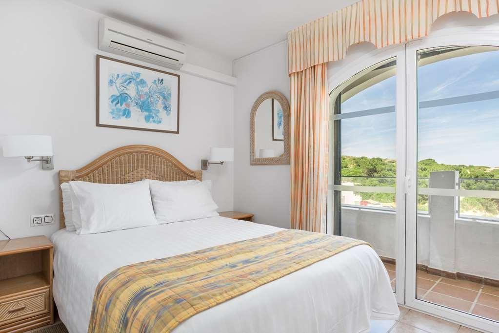 White Sands Beach Club Arenal d'en Castell Chambre photo